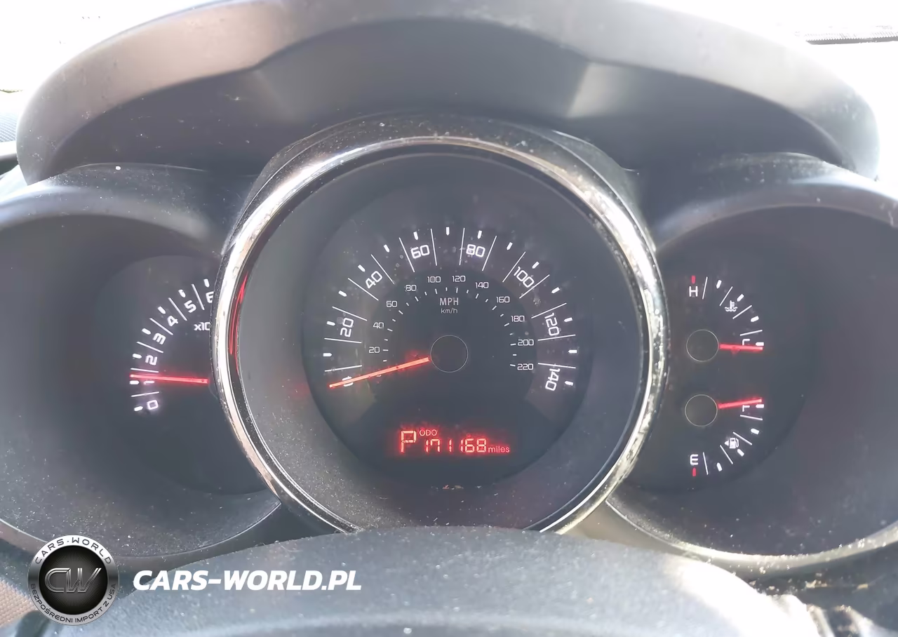 2011 Kia Soul + VIN:KNDJT2A27B7213898 - 7