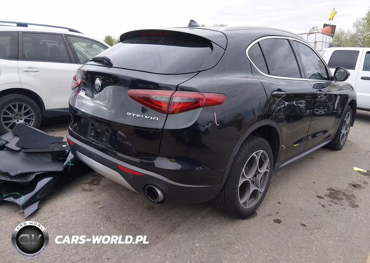 2018 Alfa Romeo Stelvio Awd VIN:ZASFAKAN7J7B59725 - 4