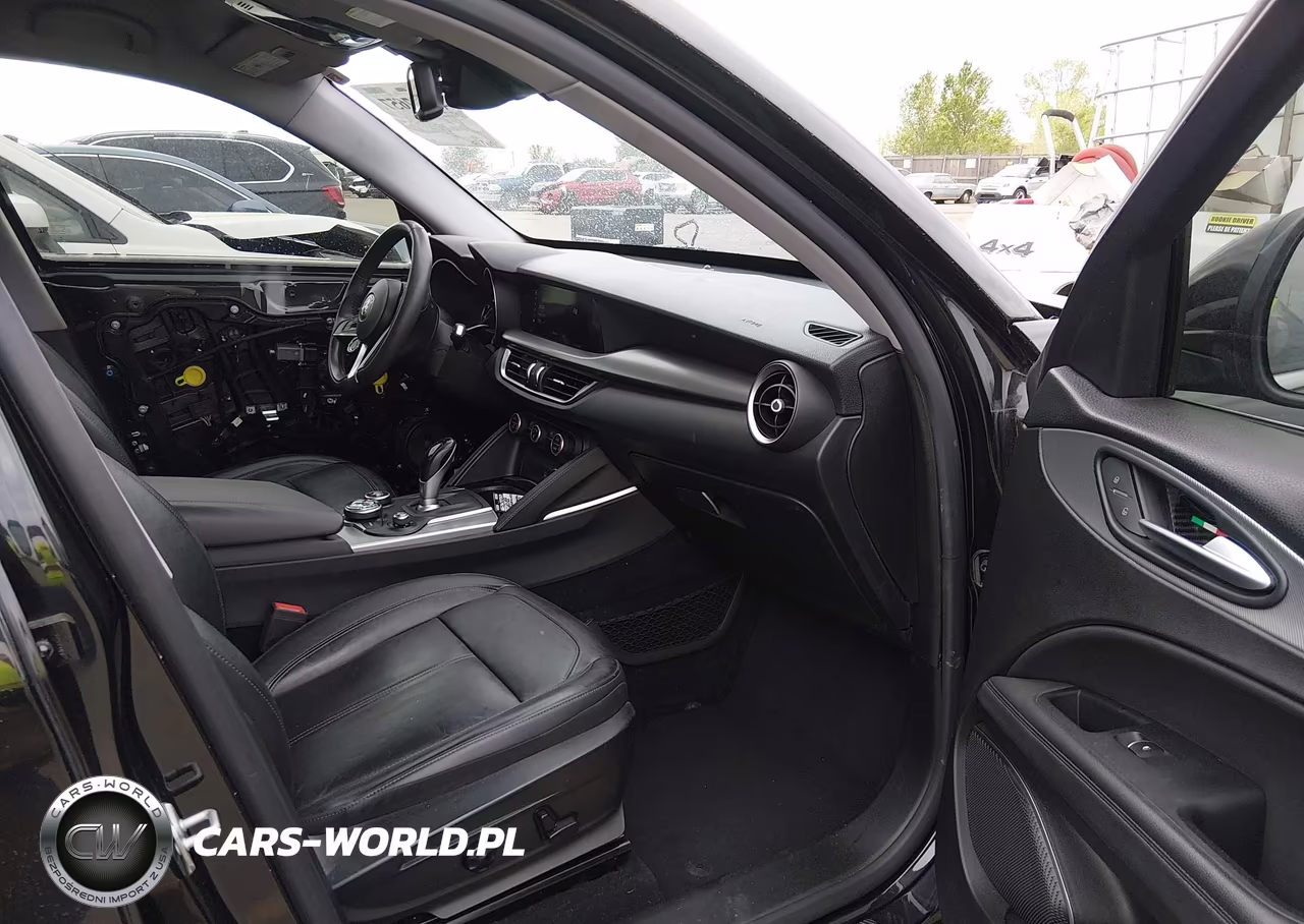 2018 Alfa Romeo Stelvio Awd VIN:ZASFAKAN7J7B59725 - 5