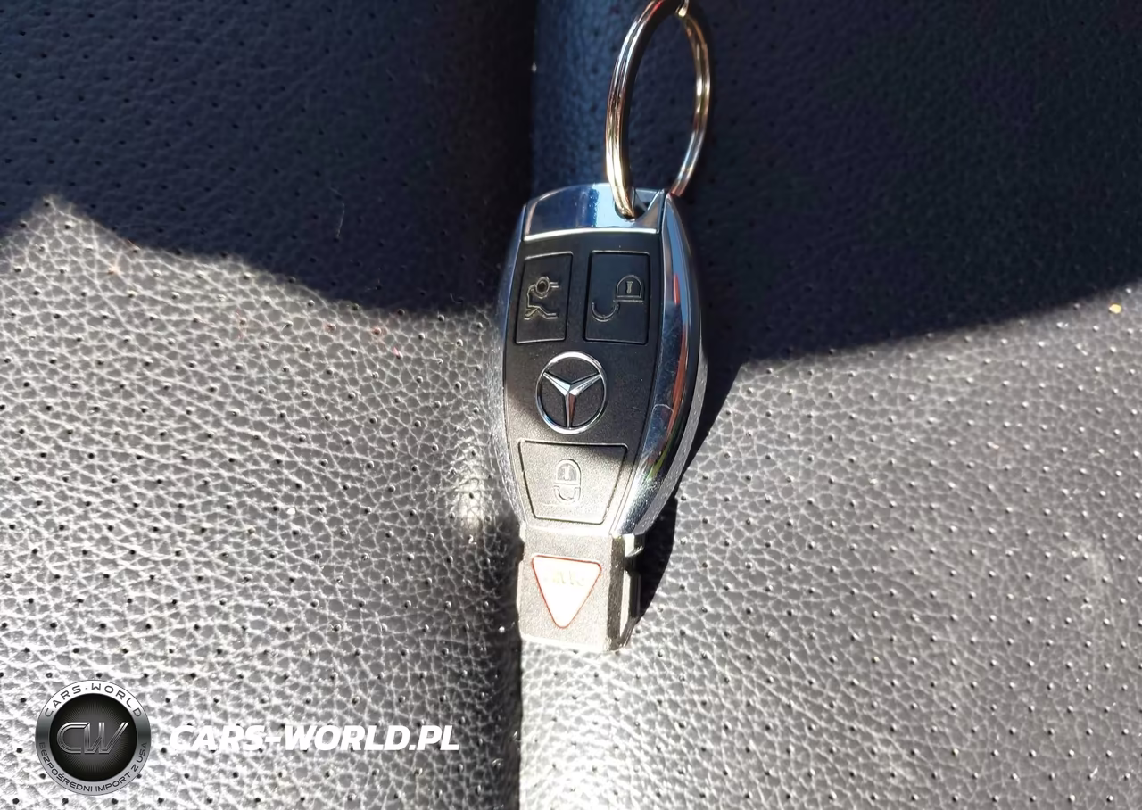 2013 Mercedes-Benz Glk 350 4Matic VIN:WDCGG8JB7DF945856 - 11