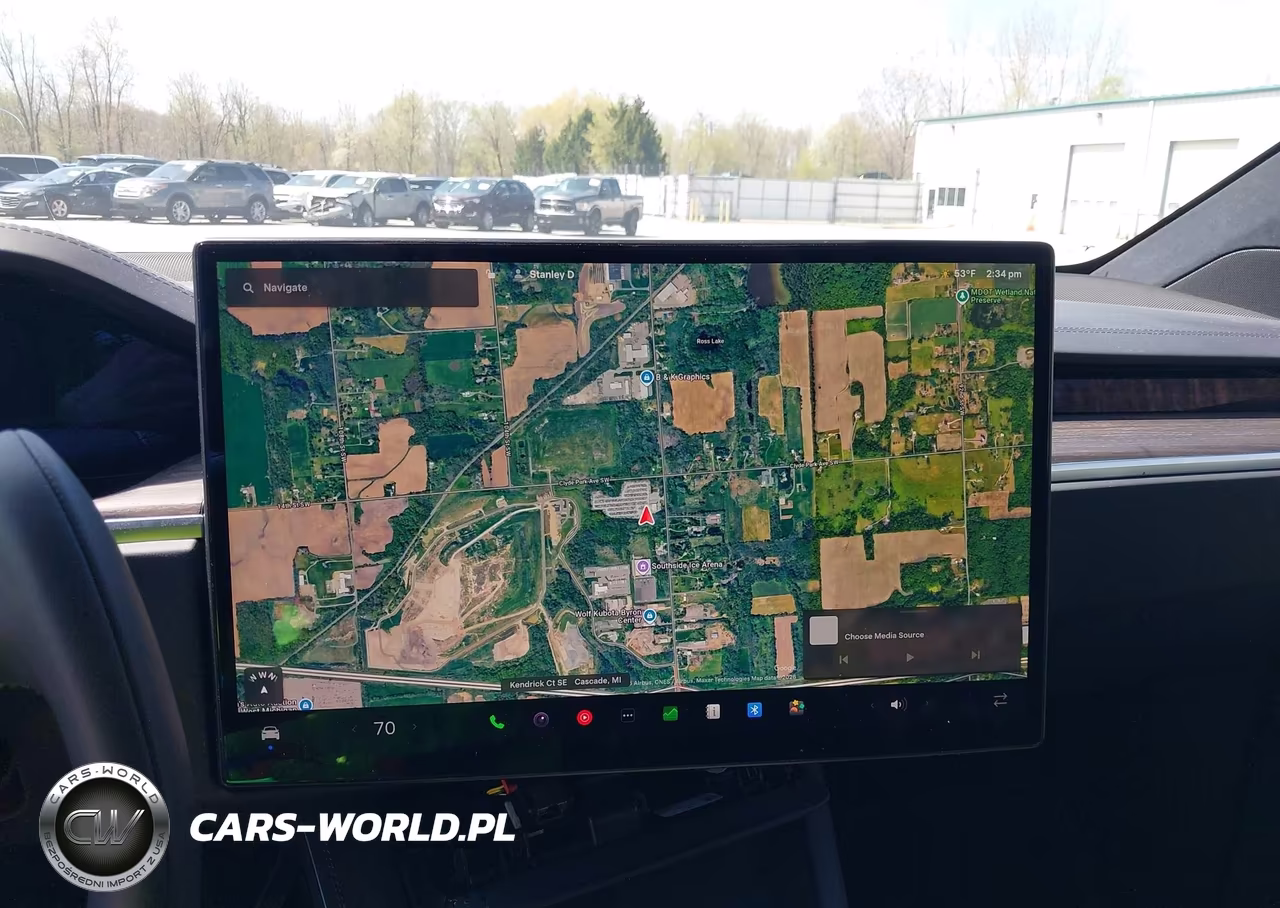 2022 Tesla Model X Dual Motor All-Wheel Drive VIN:7SAXCAE57NF349250 - 19