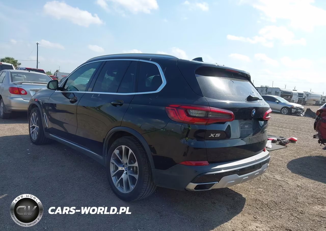 2019 BMW X5 xDrive40I VIN:5UXCR6C50KLK80385 - 3