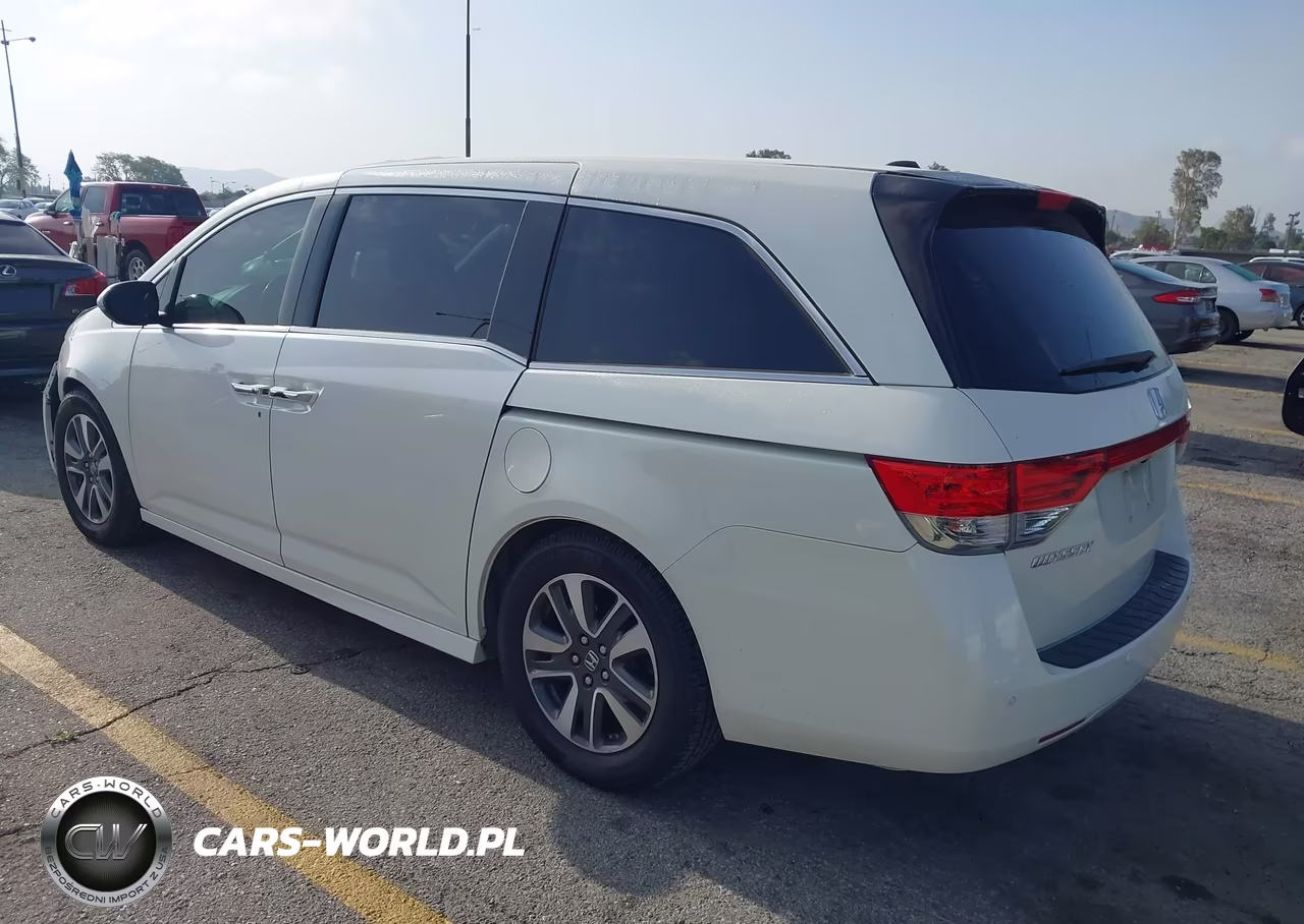 2014 Honda Odyssey Touring-Touring Elite VIN:5FNRL5H97EB093042 - 3