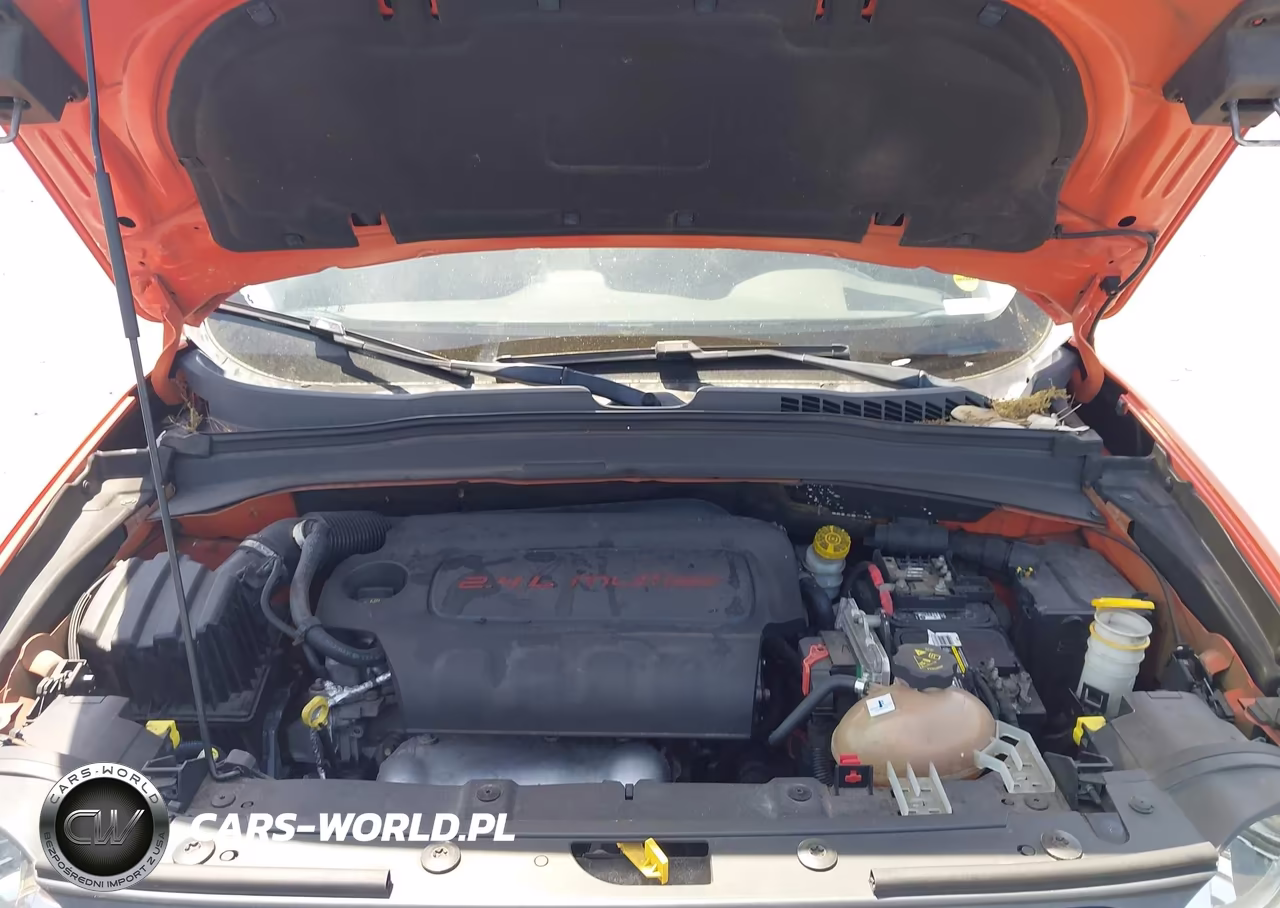 2015 Jeep Renegade Sport VIN:ZACCJAAT9FPB87895 - 10