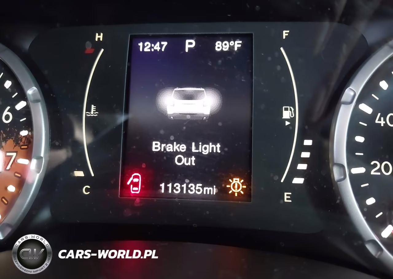2015 Jeep Renegade Sport VIN:ZACCJAAT9FPB87895 - 15