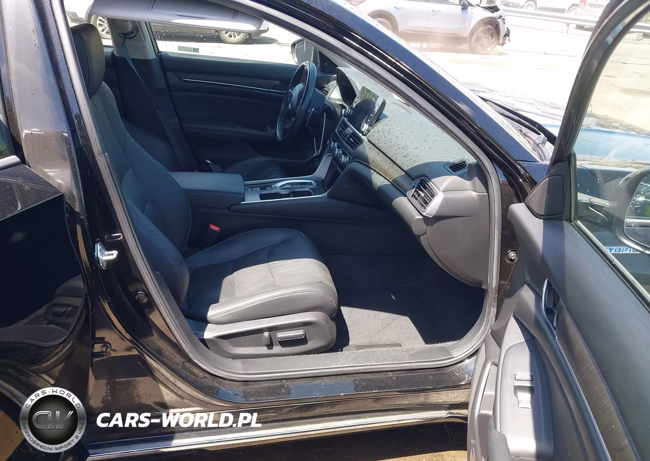2021 Honda Accord Hybrid Touring VIN:1HGCV3F92MA004591 - 5