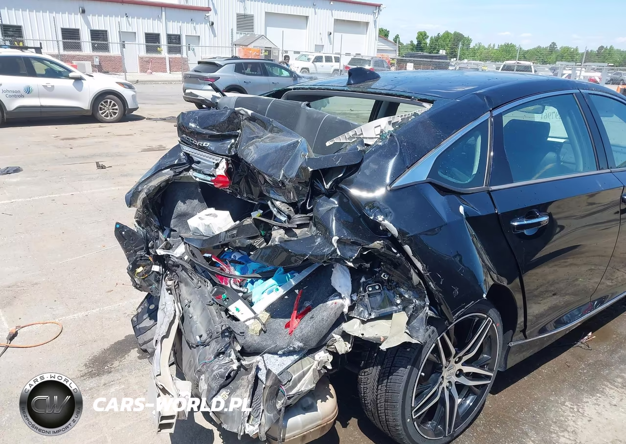 2021 Honda Accord Hybrid Touring VIN:1HGCV3F92MA004591 - 6