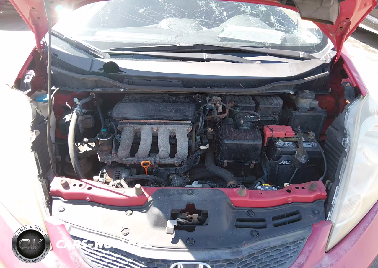 2010 Honda Fit Sport VIN:JHMGE8H44AC028291 - 10