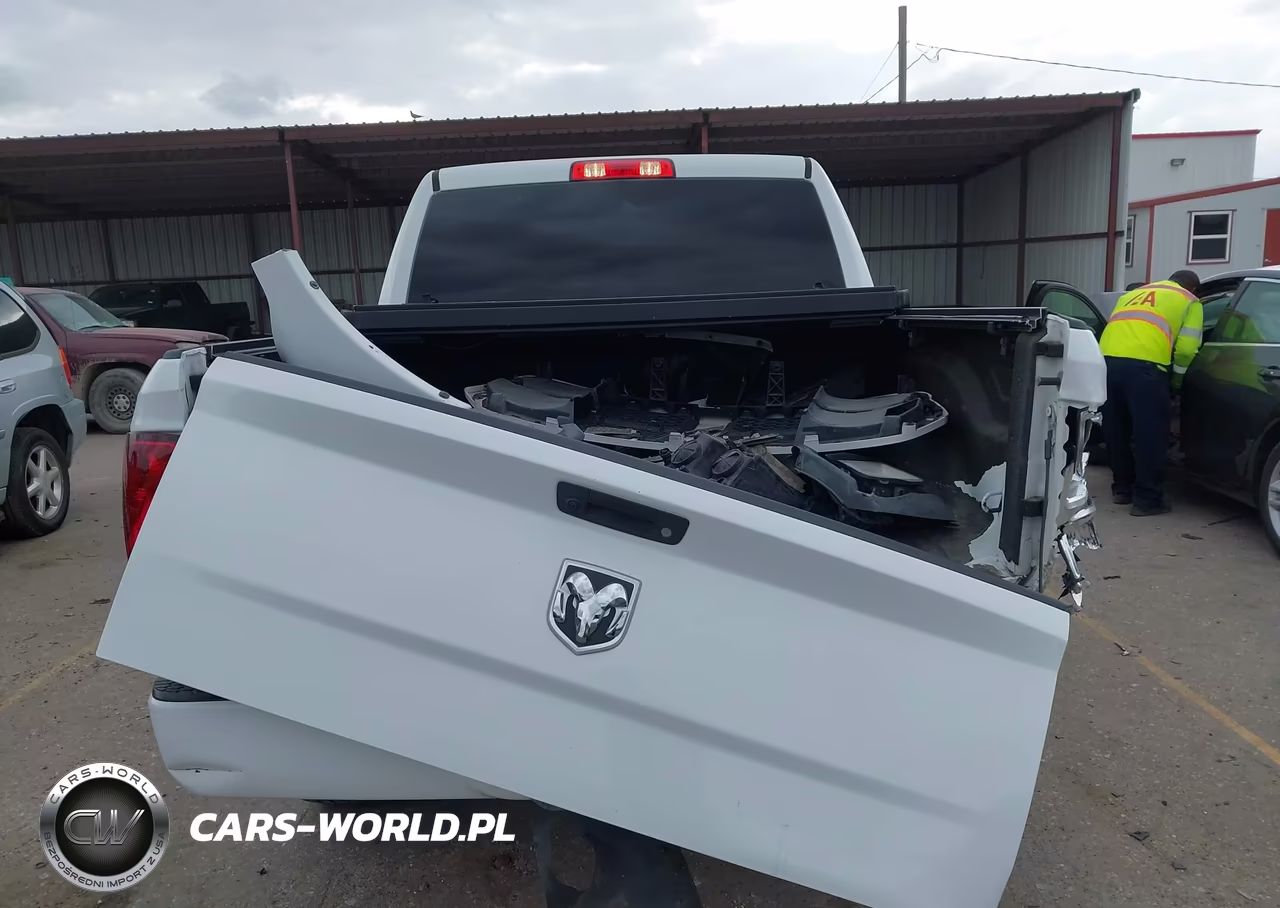 2018 Ram 1500 Express 4X2 5'7 Box VIN:3C6RR6KTXJG250700 - 16