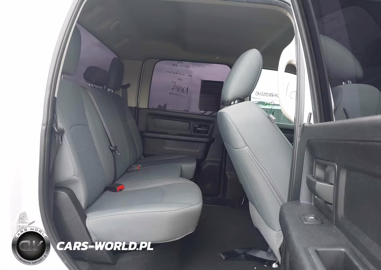 2018 Ram 1500 Express 4X2 5'7 Box VIN:3C6RR6KTXJG250700 - 8