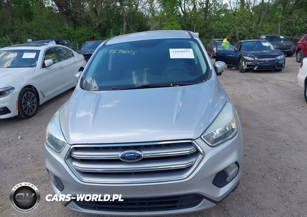 2017 Ford Escape Se VIN:1FMCU9GD4HUC33751 - 12