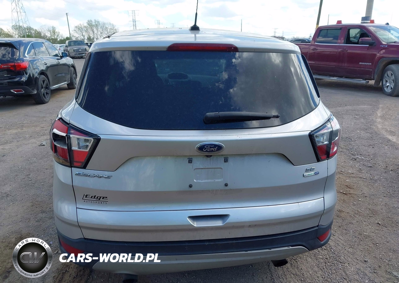 2017 Ford Escape Se VIN:1FMCU9GD4HUC33751 - 16