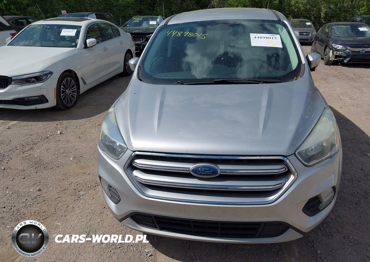 2017 Ford Escape Se VIN:1FMCU9GD4HUC33751 - 6