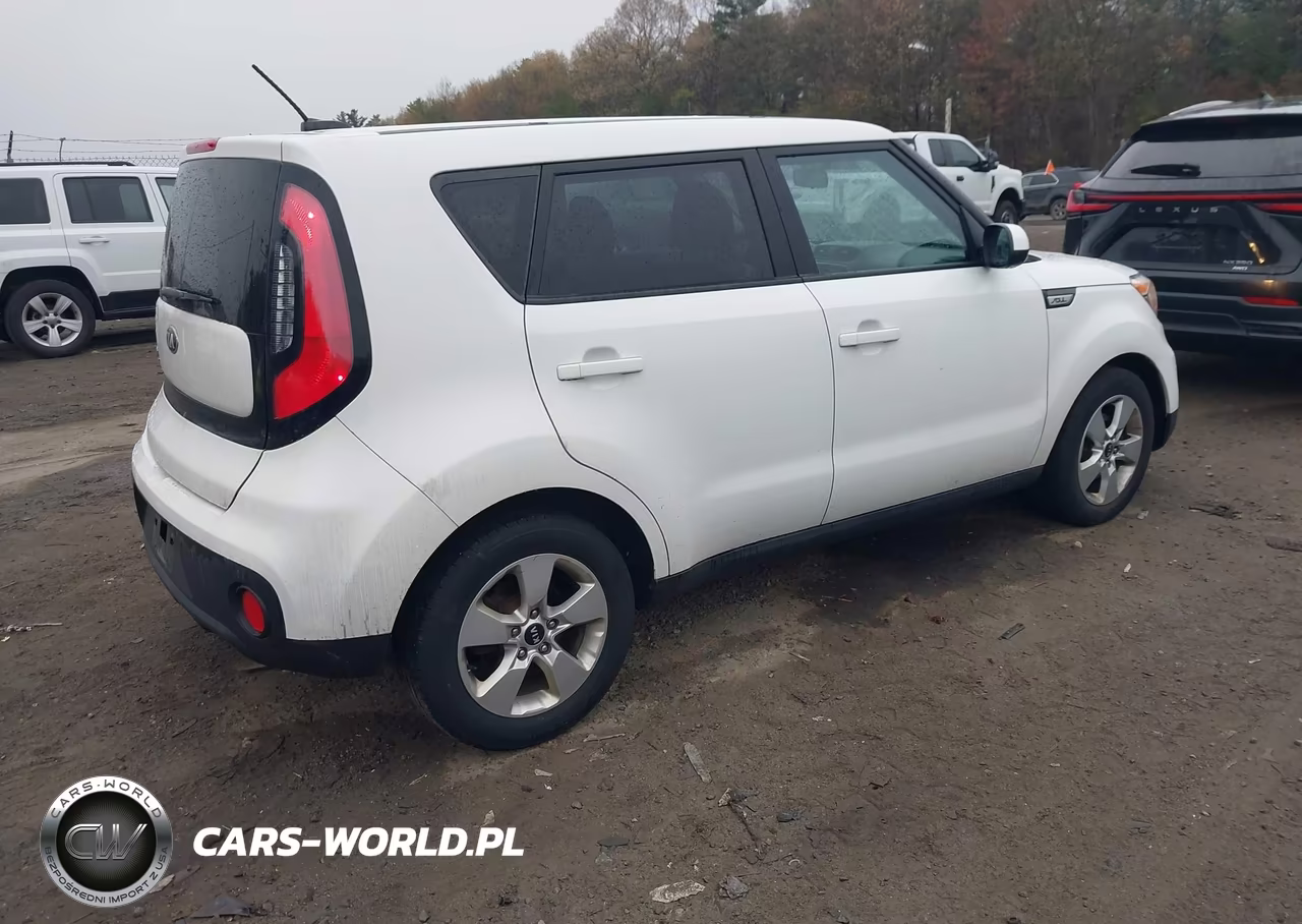 2017 Kia Soul VIN:KNDJN2A28H7455876 - 4