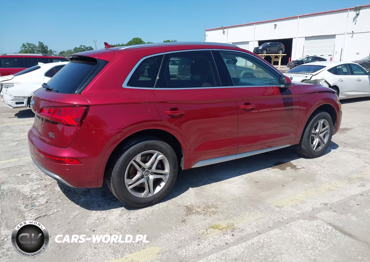 2018 Audi Q5 2.0T Premium-2.0T Tech Premium VIN:WA1BNAFY6J2178508 - 4