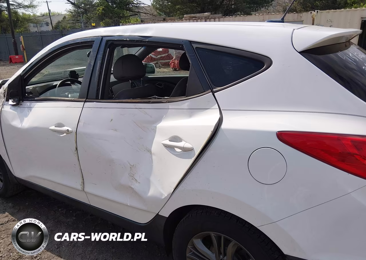 2015 Hyundai Tucson Gls VIN:KM8JT3AF1FU061029 - 14