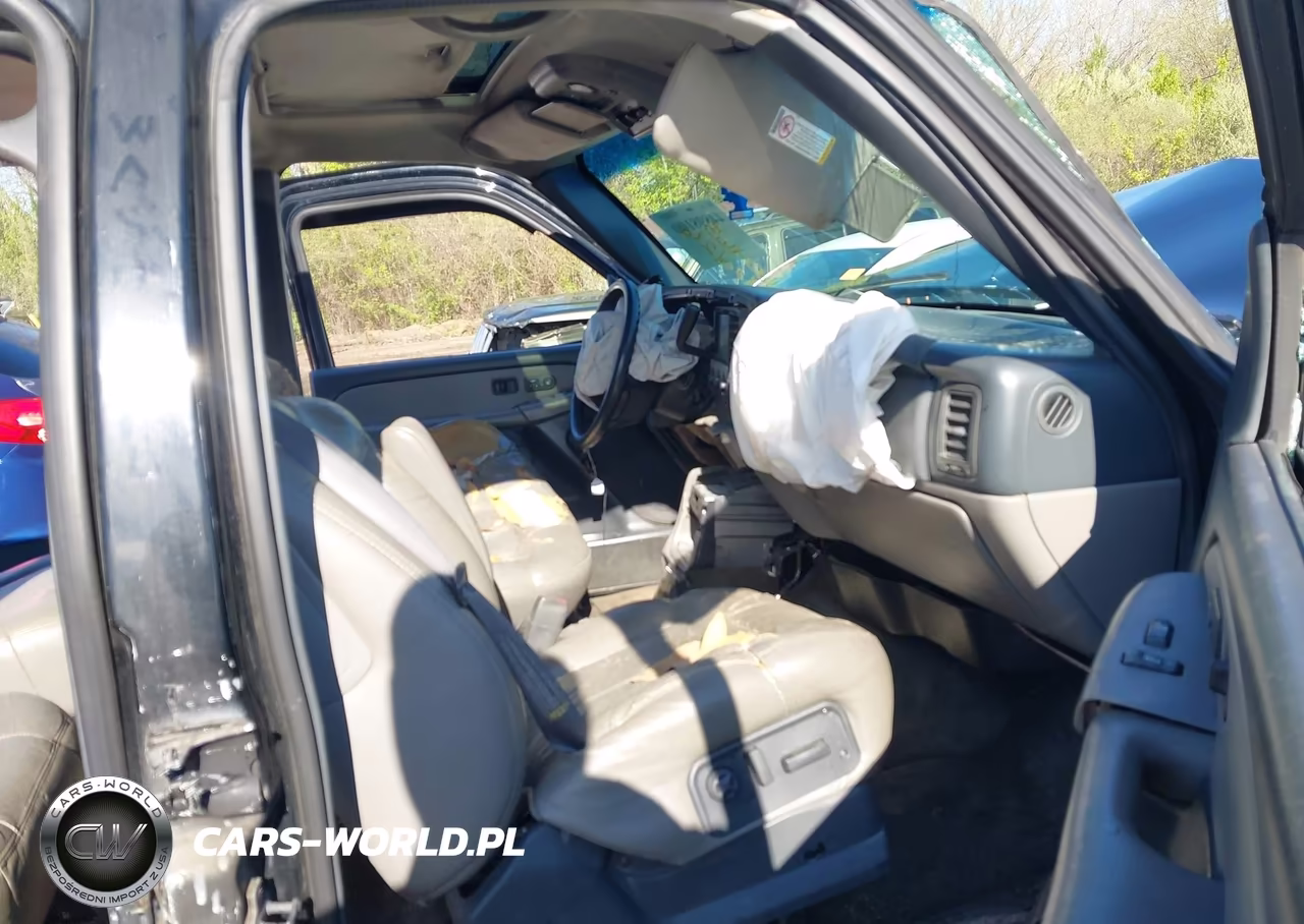 2000 Chevrolet Suburban 2500 Lt VIN:3GNGK26U6YG173955 - 5
