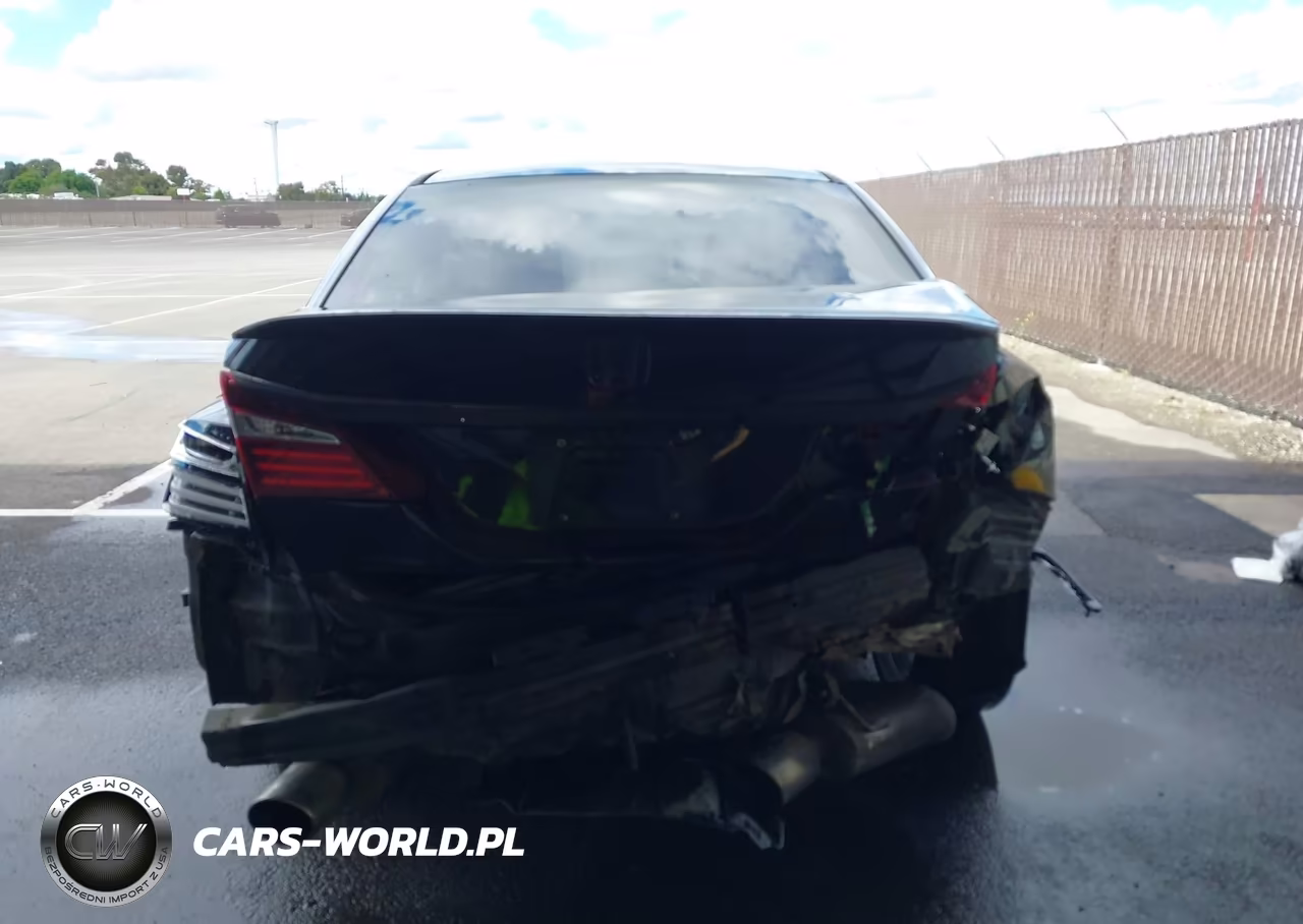 2016 Honda Accord Sport VIN:1HGCR2E50GA021634 - 17