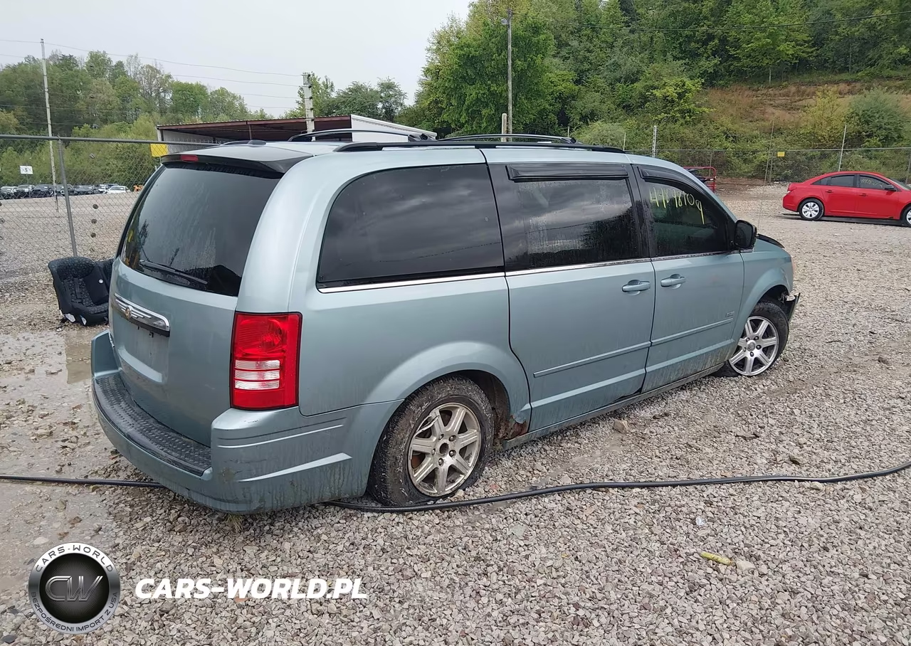 2008 Chrysler Town & Country Touring VIN:2A8HR54P08R776264 - 4