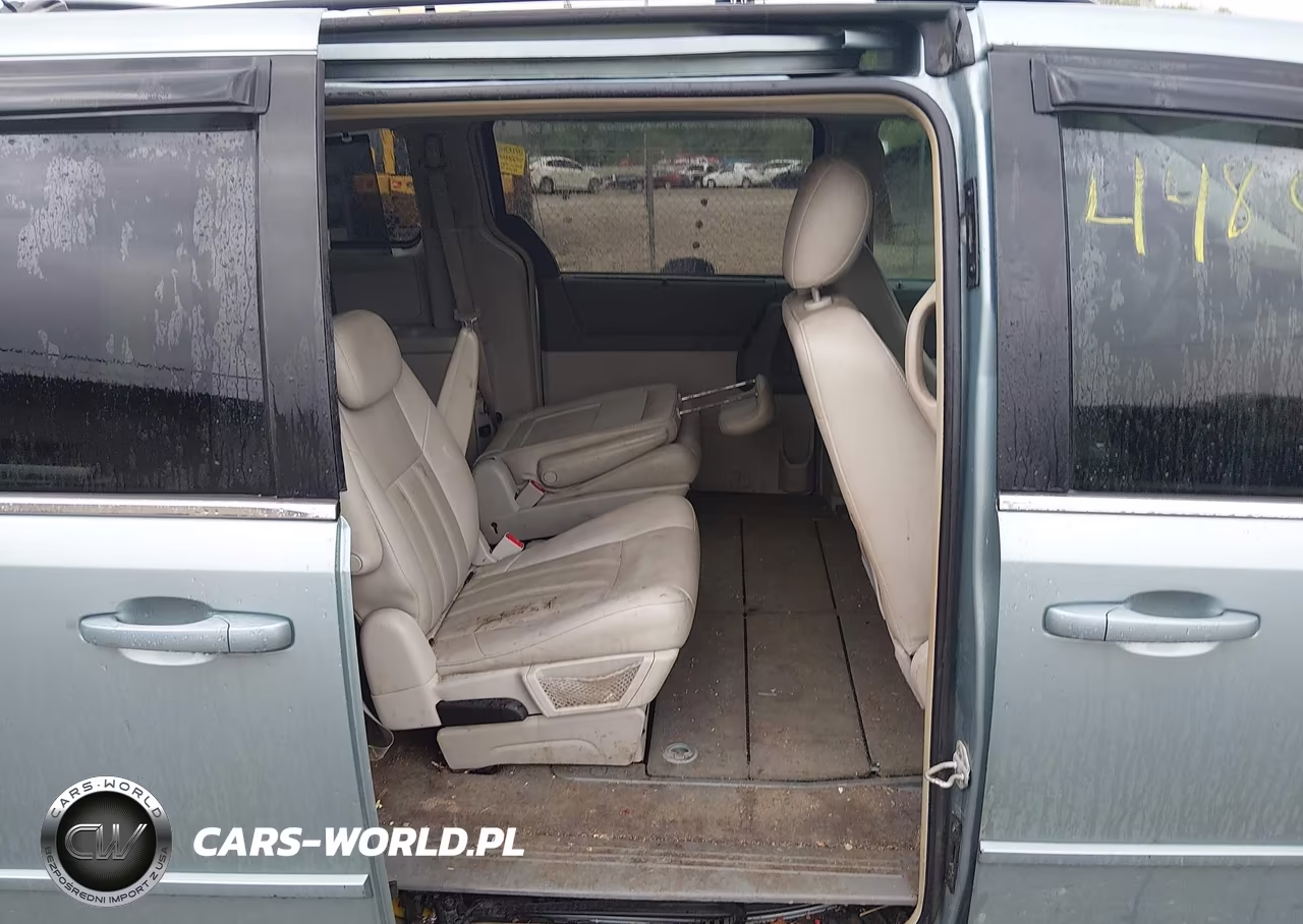 2008 Chrysler Town & Country Touring VIN:2A8HR54P08R776264 - 8
