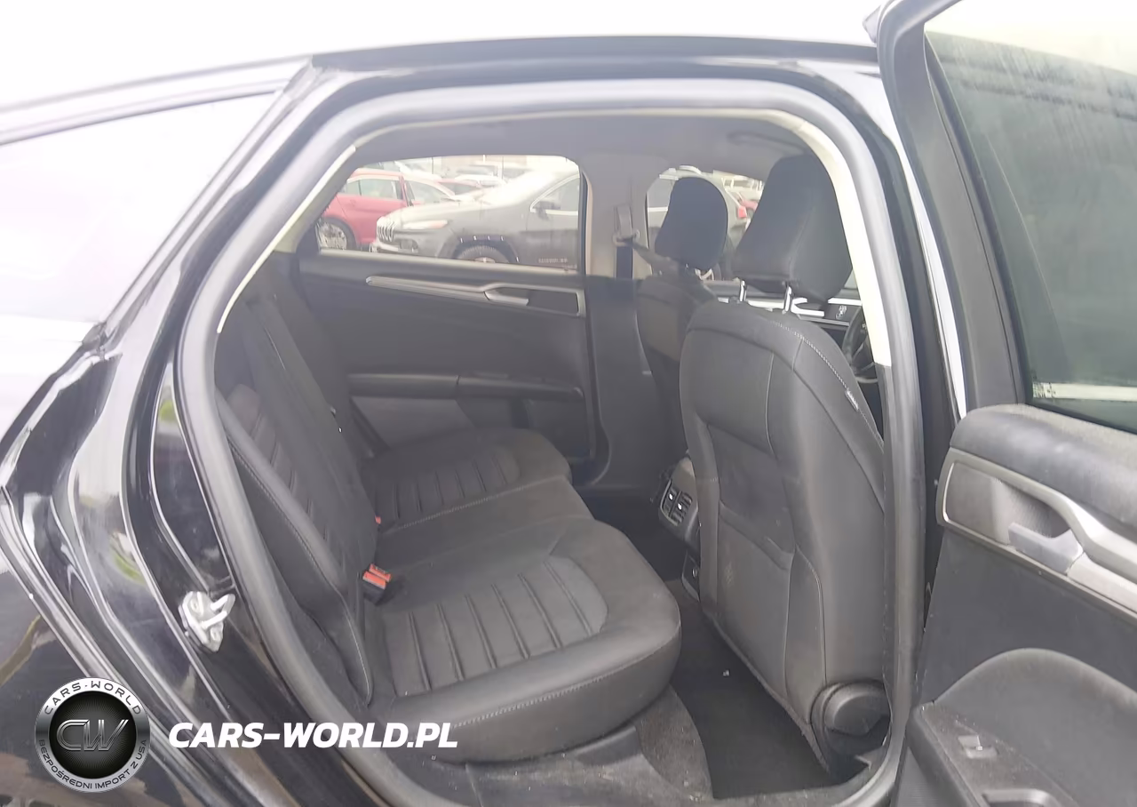 2020 Ford Fusion Se VIN:3FA6P0H76LR239215 - 8