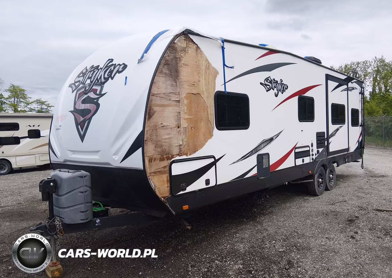 2016 5Th Wheel Stri Toyhauler VIN:5RXTG2928G2205182 - 2