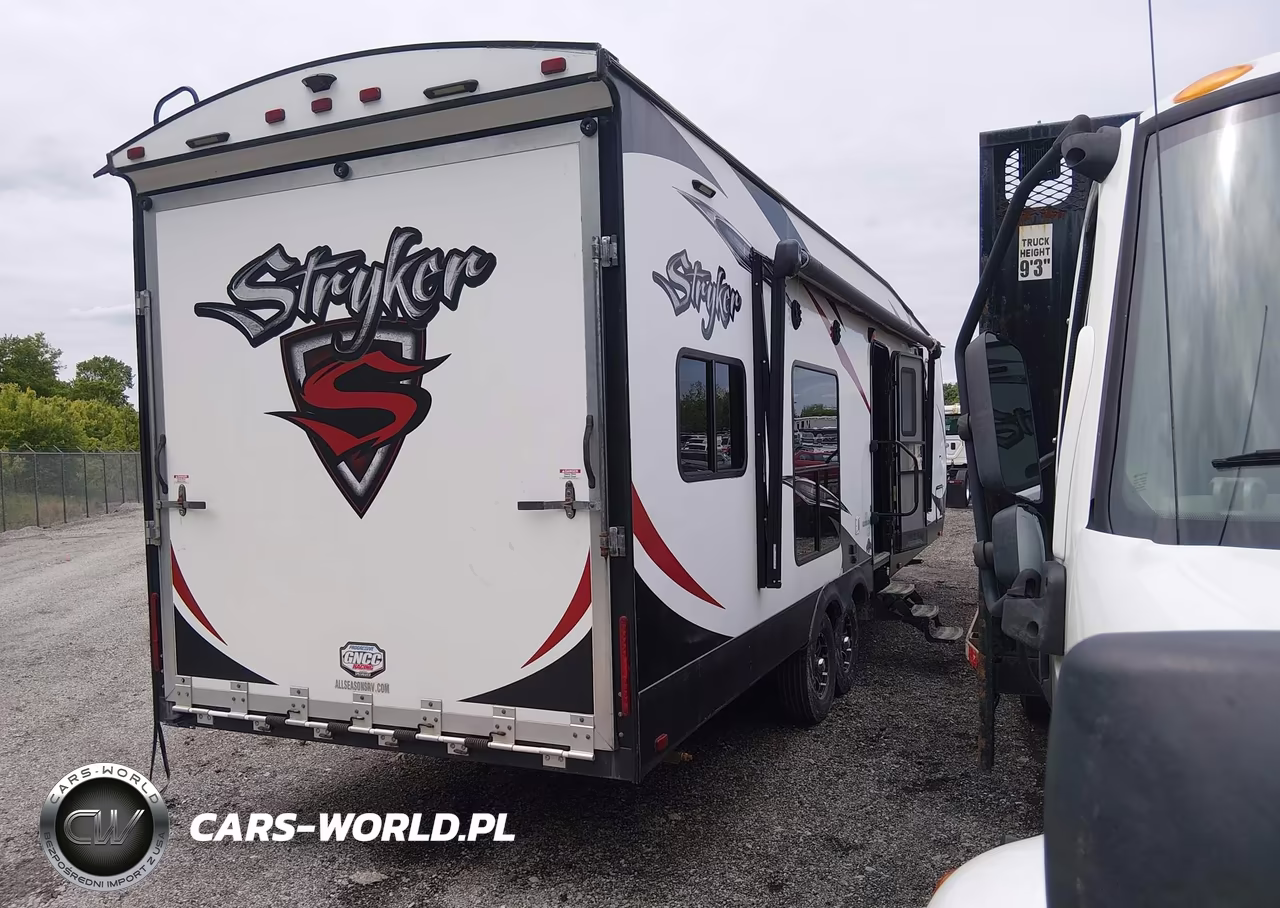 2016 5Th Wheel Stri Toyhauler VIN:5RXTG2928G2205182 - 4