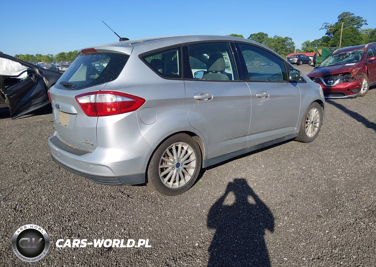 2013 Ford C-Max Hybrid Se VIN:1FADP5AU7DL524820 - 4