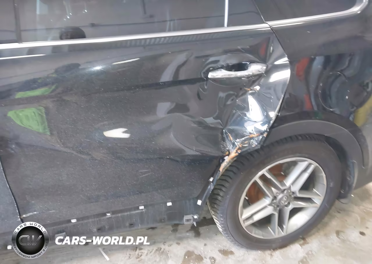 2018 Hyundai Santa Fe Limited Ultimate VIN:KM8SRDHF7JU286028 - 19