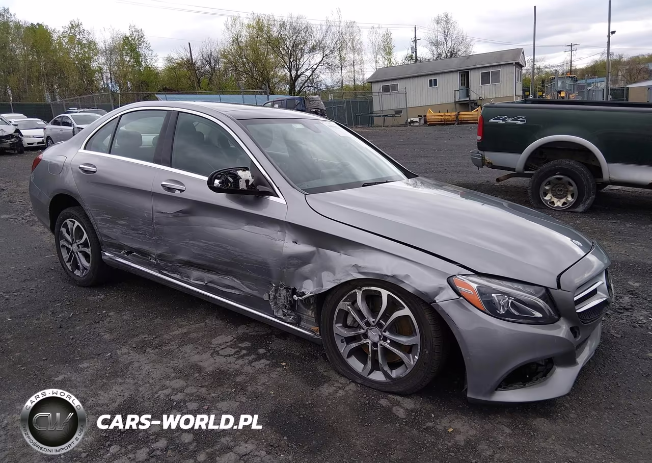 2015 Mercedes-Benz C 300 4Matic