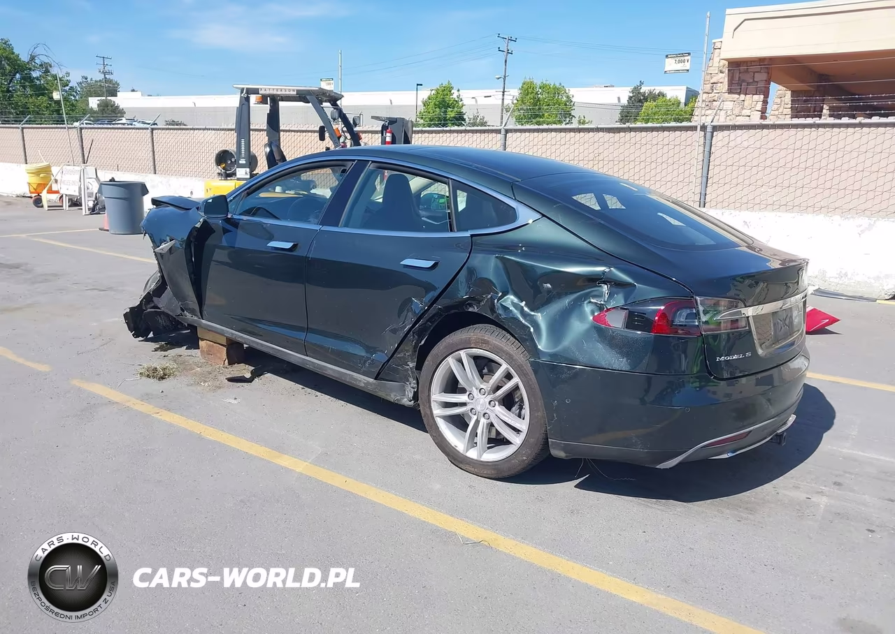 2014 Tesla Model S P85 VIN:5YJSA1H17EFP53722 - 3