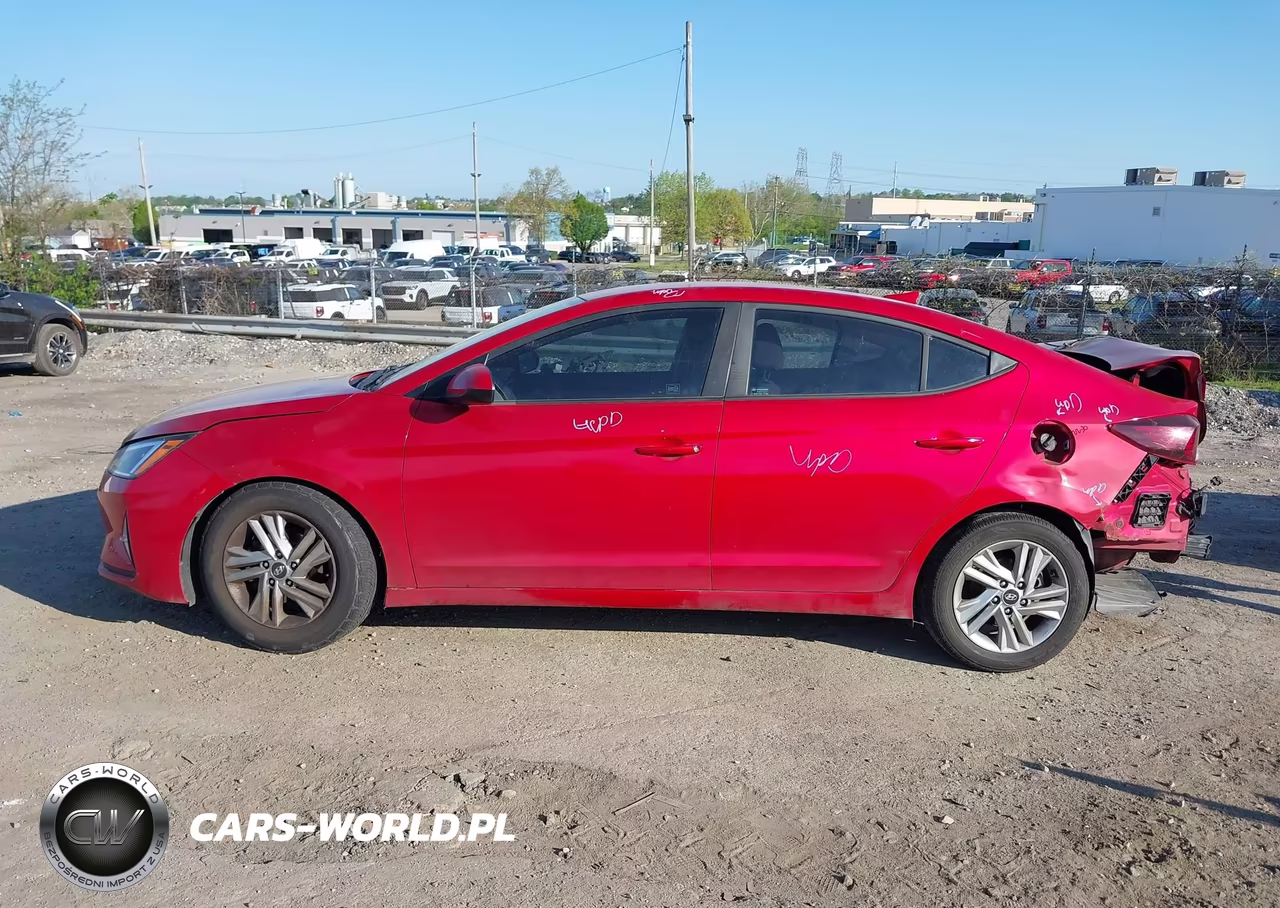 2020 Hyundai Elantra Sel VIN:5NPD84LF7LH581506 - 13