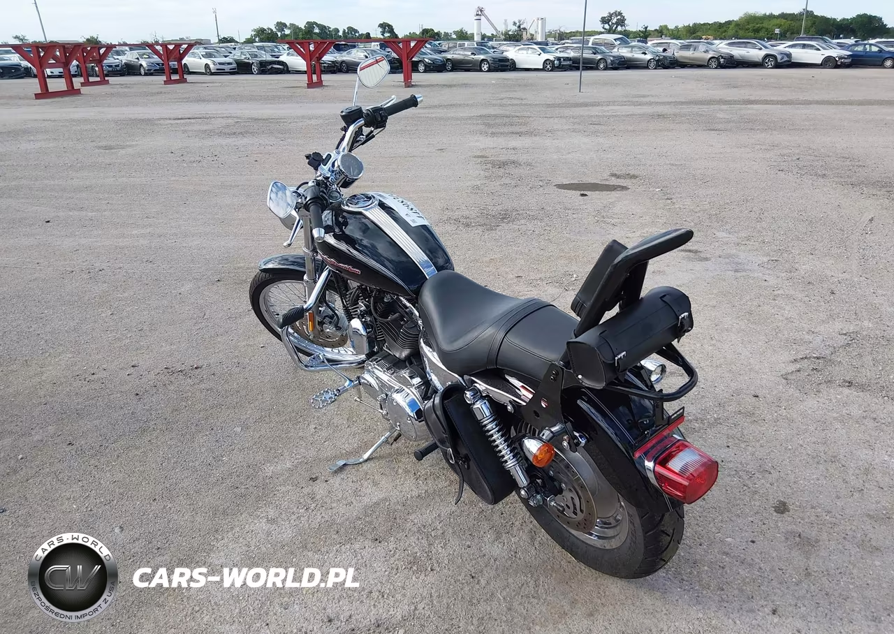 2004 Harley-Davidson Xl1200 C VIN:1HD1CGP194K450600 - 3