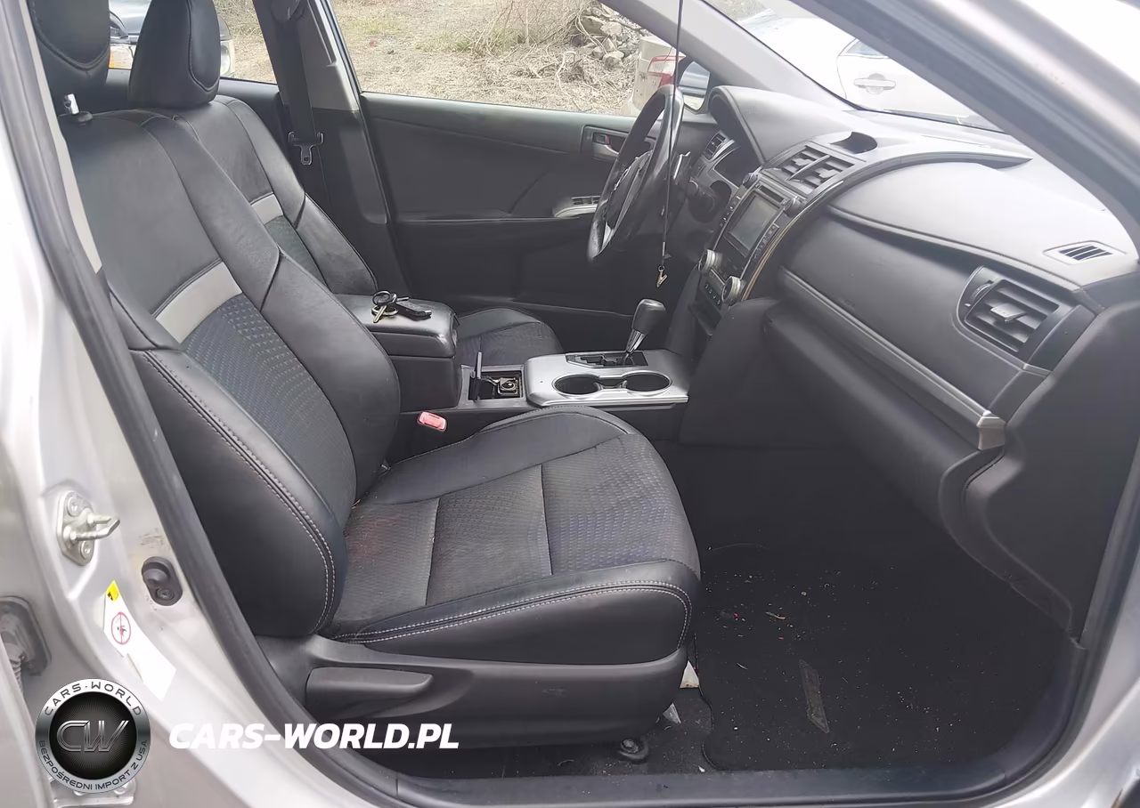 2014 Toyota Camry Se VIN:4T1BF1FK9EU786933 - 5