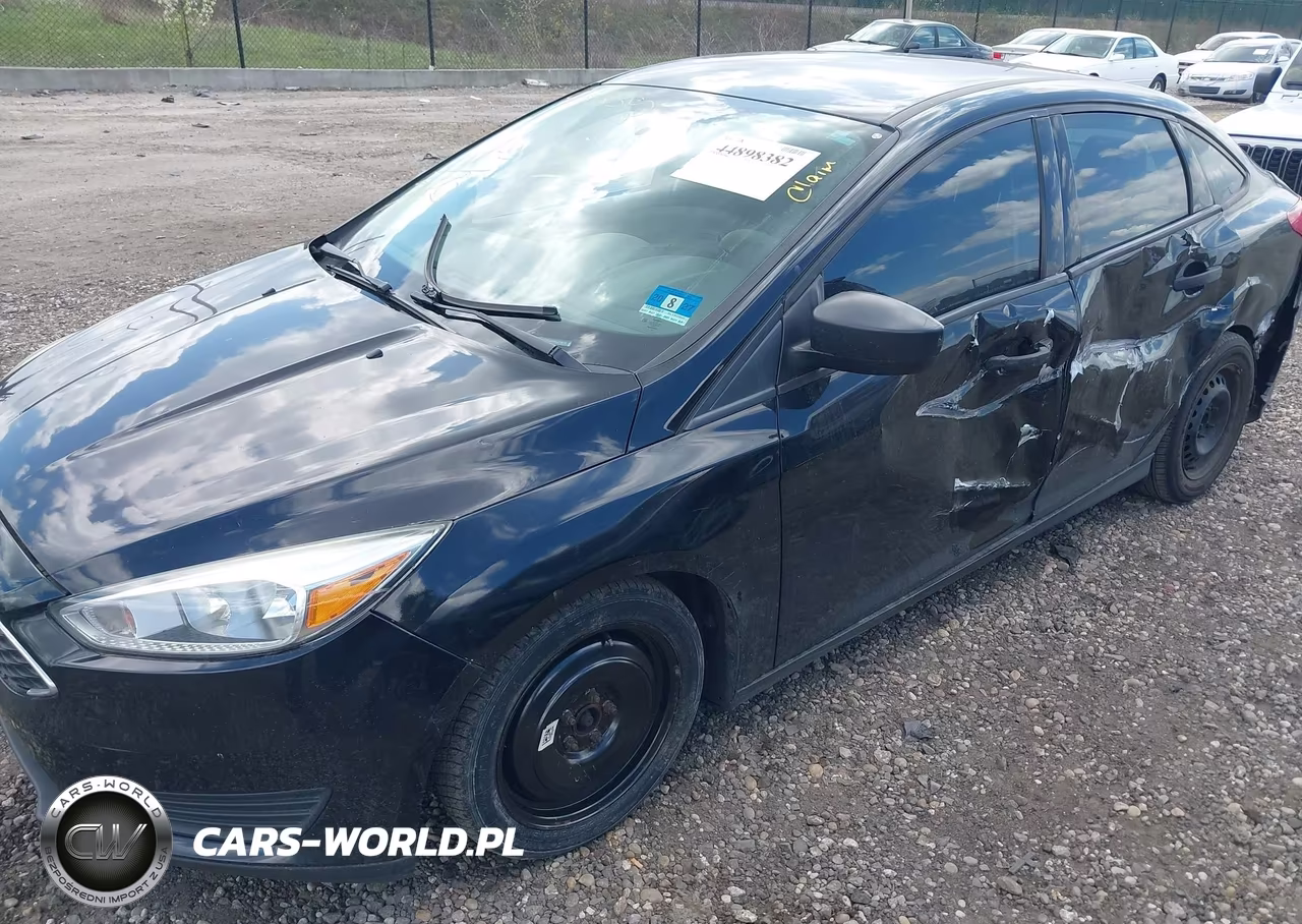 2016 Ford Focus S VIN:1FADP3E20GL279019 - 6