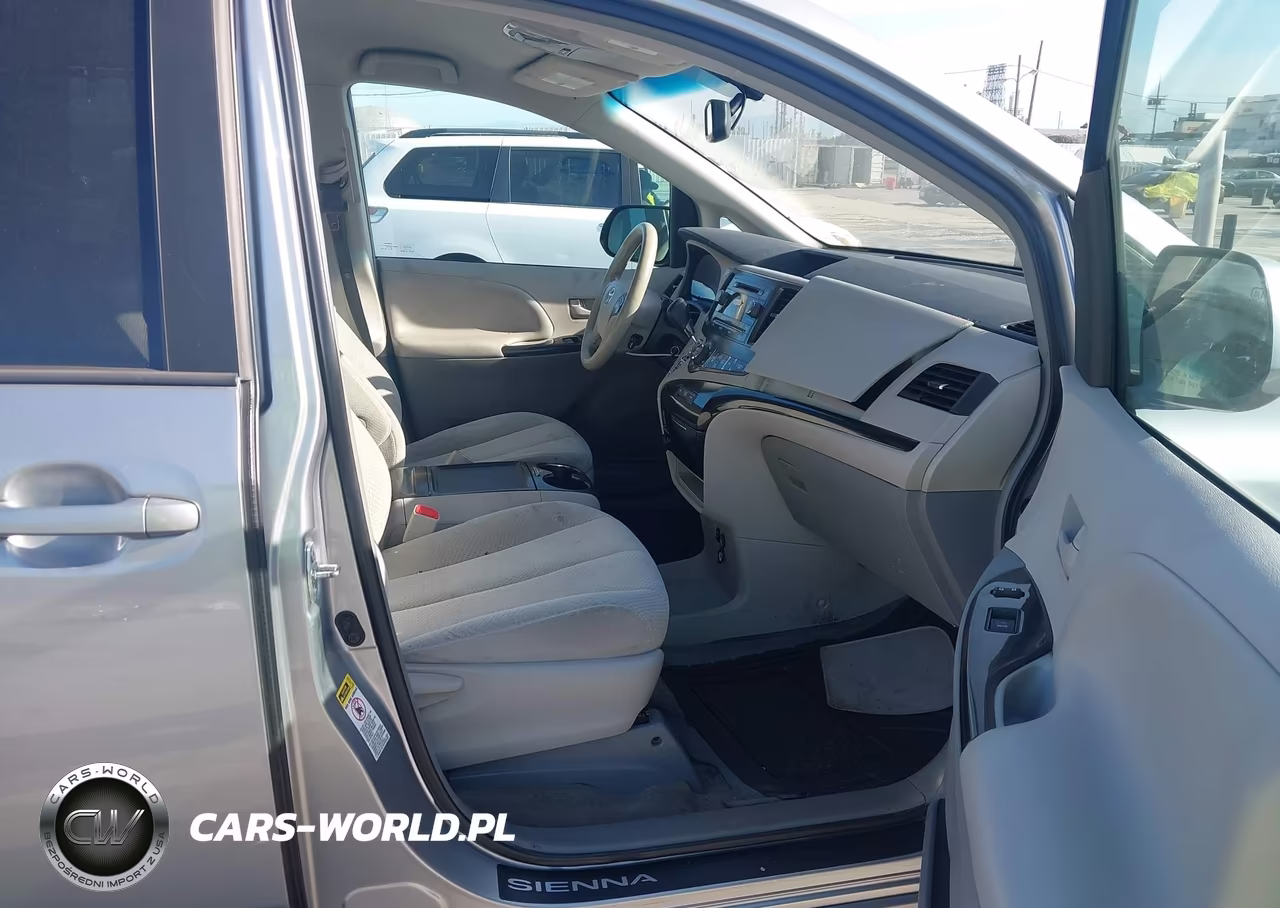 2013 Toyota Sienna Le V6 8 Passenger VIN:5TDKK3DC1DS379358 - 5