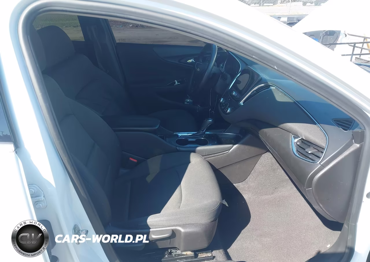 2017 Chevrolet Malibu 1Lt VIN:1G1ZE5ST3HF138288 - 5