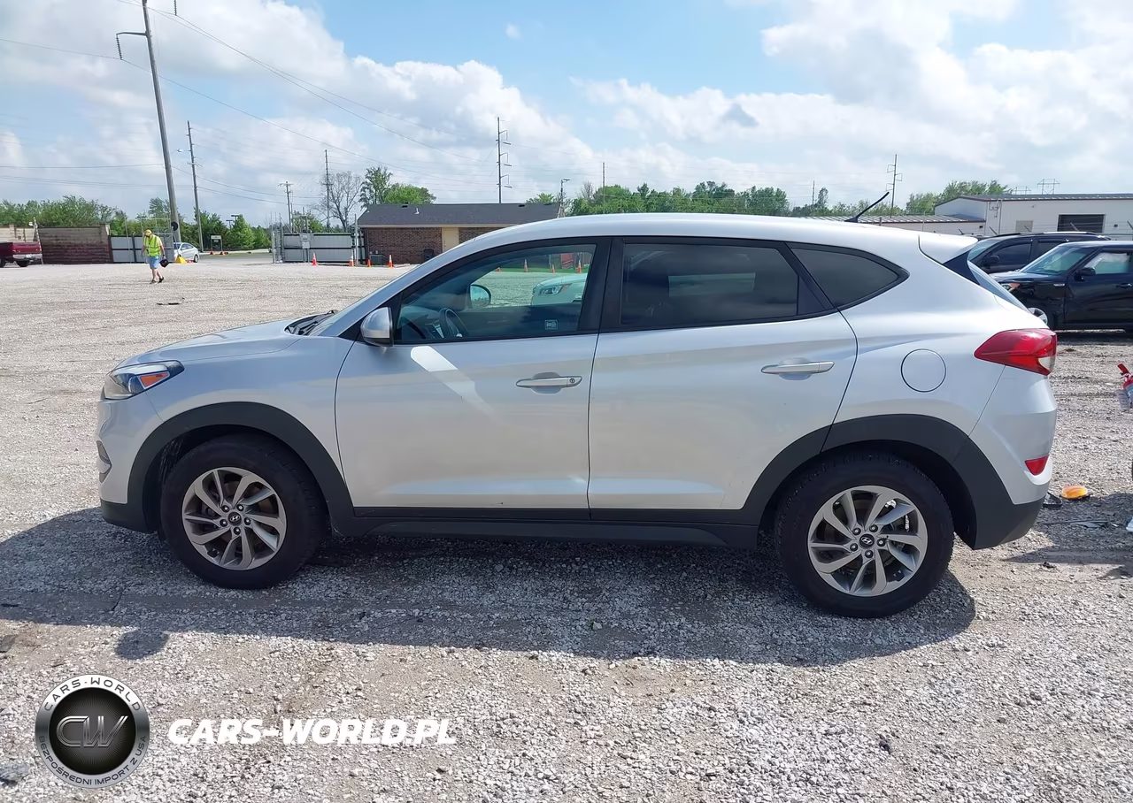 2018 Hyundai Tucson Se VIN:KM8J23A46JU821448 - 15