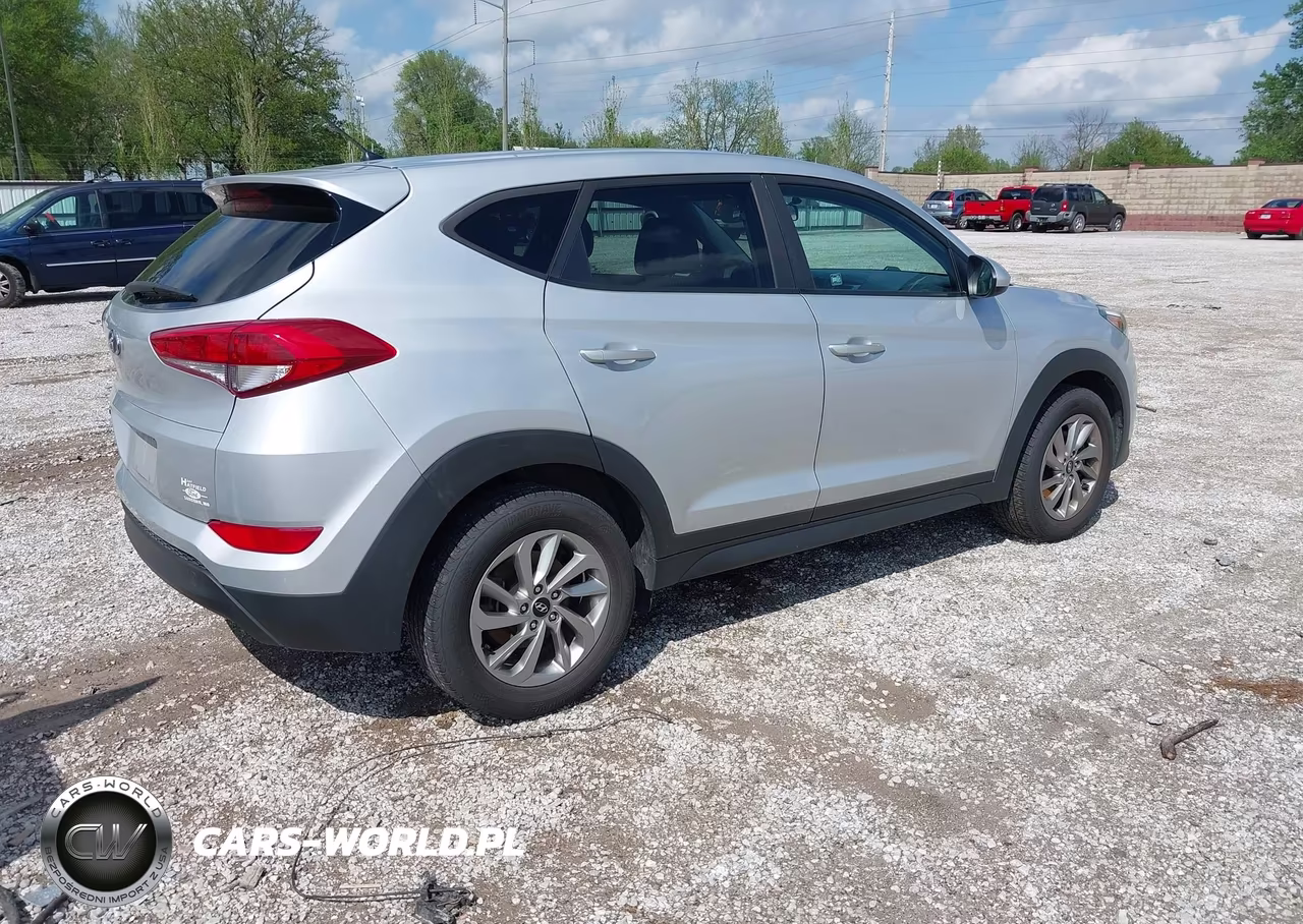 2018 Hyundai Tucson Se VIN:KM8J23A46JU821448 - 4