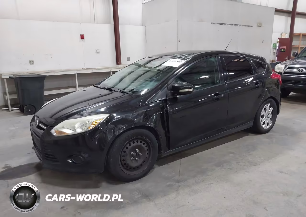 2014 Ford Focus Se VIN:1FADP3K24EL187204 - 2