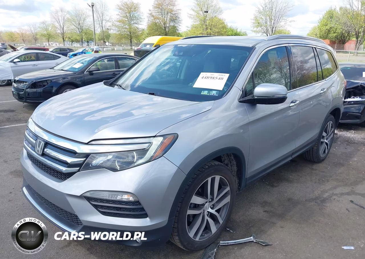 2016 Honda Pilot Touring VIN:5FNYF6H95GB117138 - 2