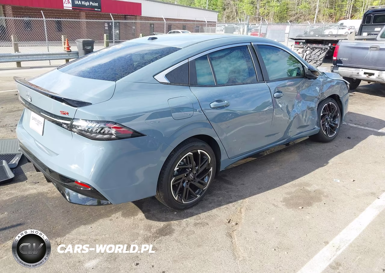 2026 Nissan Sentra Sr VIN:3N1AB9DV5TY260187 - 4