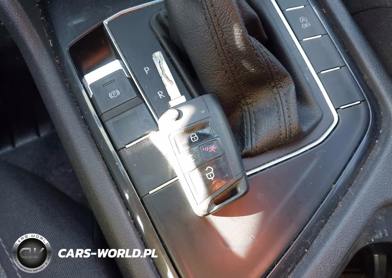 2019 Volkswagen Tiguan 2.0T S VIN:3VV1B7AX7KM049880 - 11