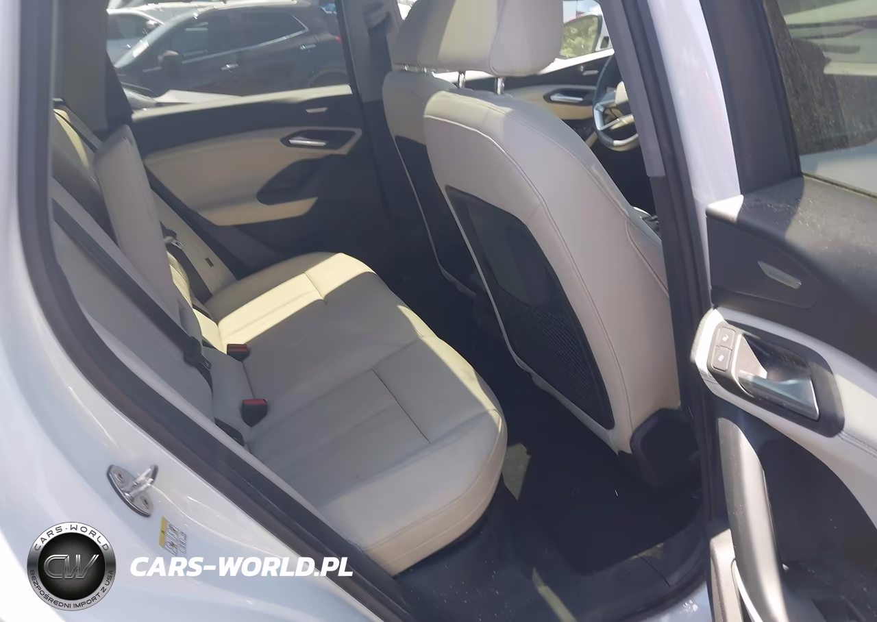 2025 Audi Q6 E-Tron Premium Plus Quattro VIN:WA124BGFXSA073645 - 8