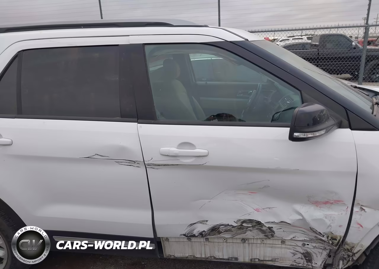 2017 Ford Explorer Xlt VIN:1FM5K7D80HGA33443 - 13
