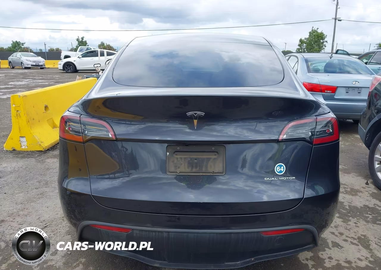 2024 Tesla Model Y Long Range Dual Motor All-Wheel Drive VIN:7SAYGDEE4RF073772 - 15