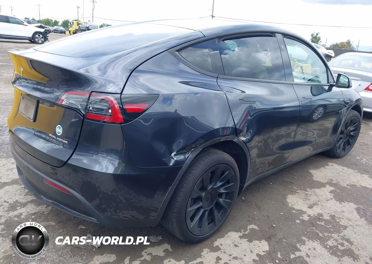 2024 Tesla Model Y Long Range Dual Motor All-Wheel Drive VIN:7SAYGDEE4RF073772 - 4