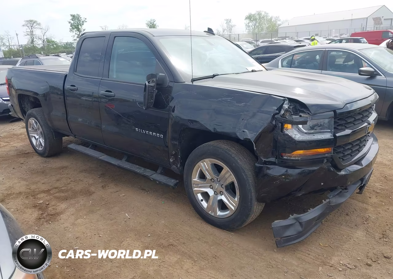 2018 Chevrolet Silverado 1500 Custom