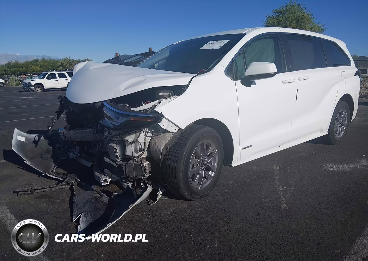 2021 Toyota Sienna Le VIN:5TDKRKEC5MS034449 - 2