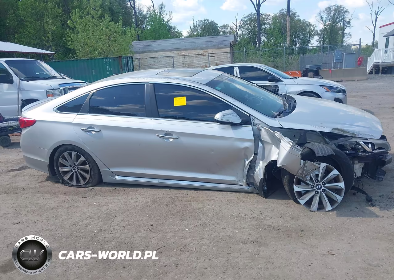 2017 Hyundai Sonata Sport VIN:5NPE34AF8HH503992 - 13